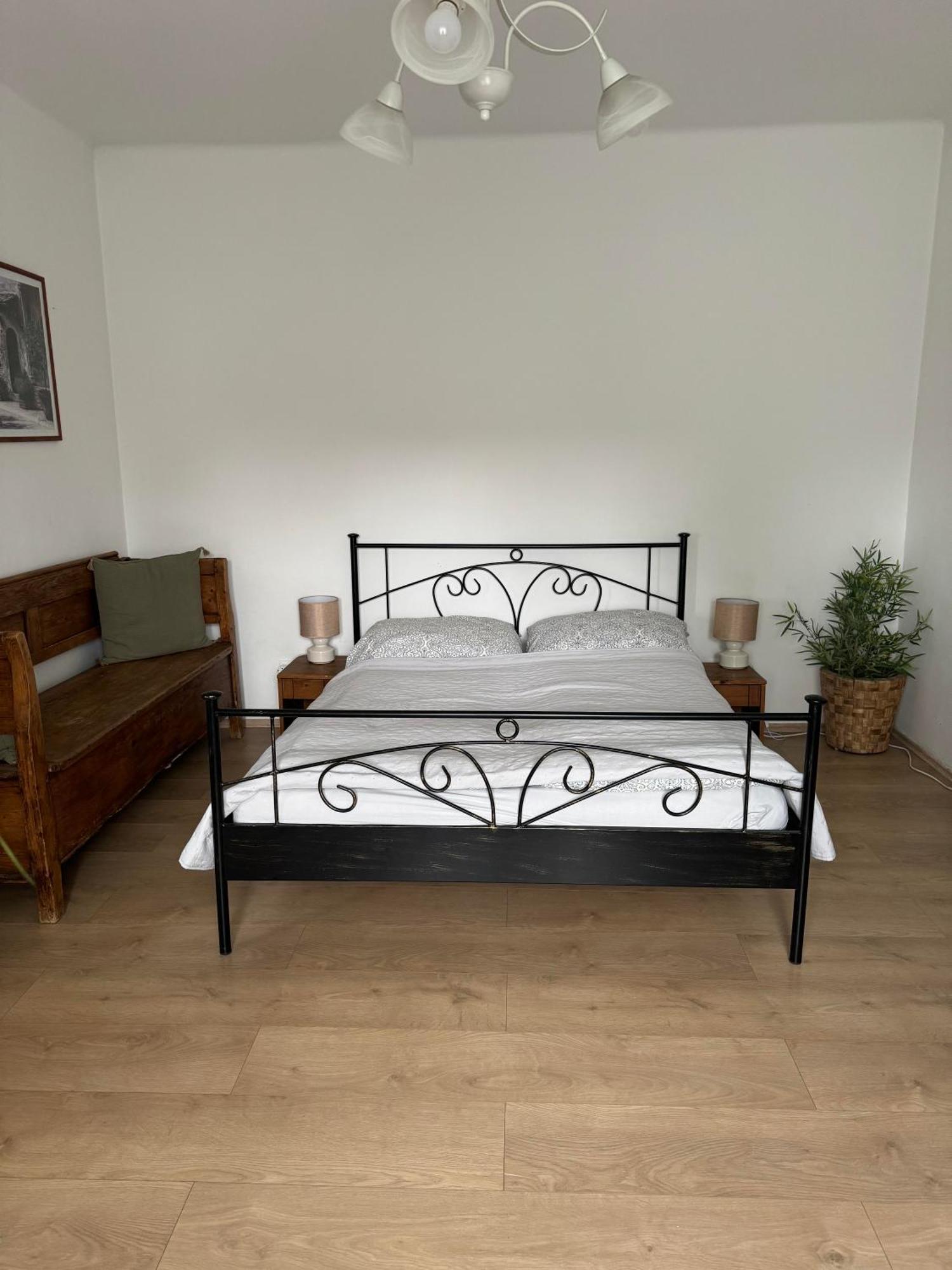 Aparthotel Pelini középső Szentendre Esterno foto